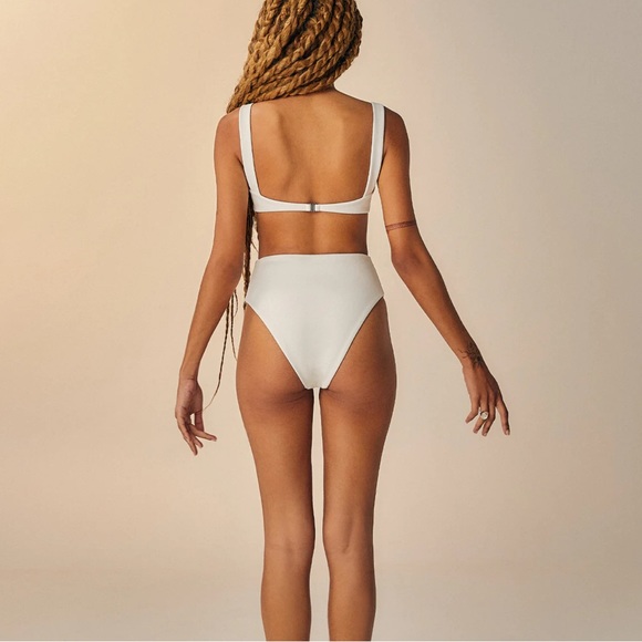 Haight. Crepe High Leg Hotpant Bikini Bottom, Size: M - Picture 2 of 7